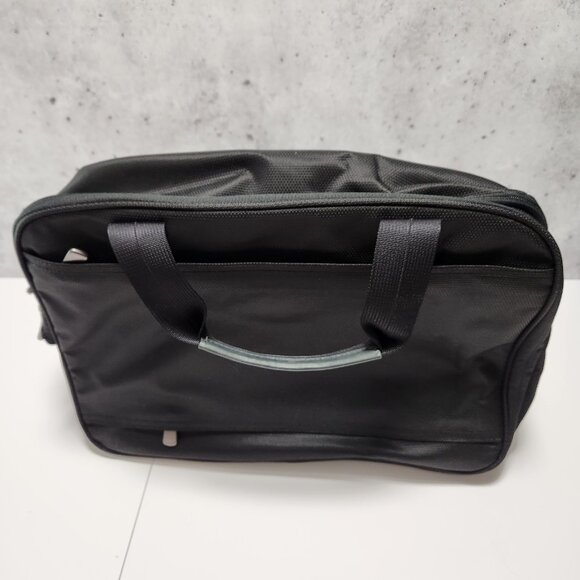 NWT Tumi Tech Walker Boarding Tote W/ Strap $195 - Picture 15 of 16